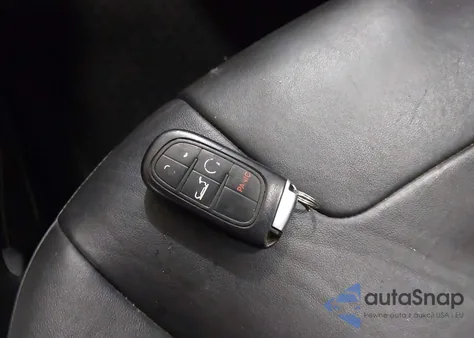 2015 Jeep Cherokee Trailhawk z USA, uszkodzony, nr VIN 1C4PJMBSXFW757513